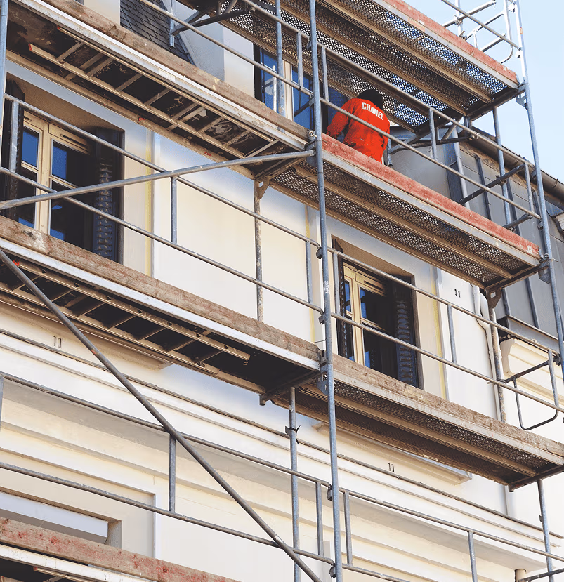 Chantier de ravalement conforme aux normes DTU et classification D1 D3